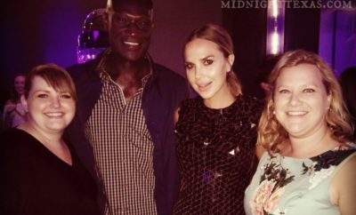 Mel & Leah pose with Peter Menseh and Arielle Kebbel of Midnight, Texas